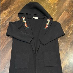 Women’s Sweet Generis Floral Cardigan size Med/Large